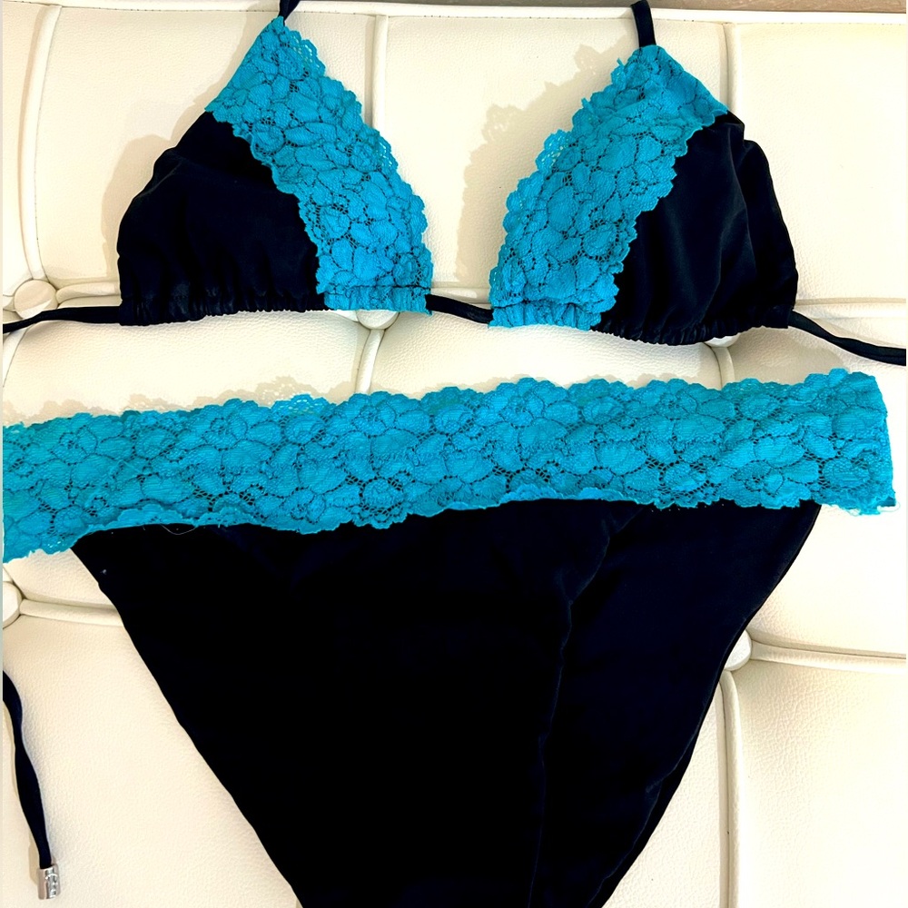 Beach Bunny Bikini size M